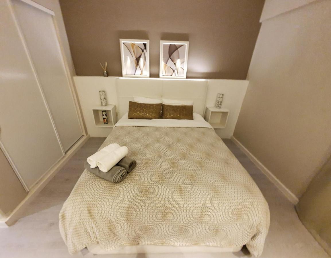 Old Town Apartment 5Min To The Beach อัลบูเฟรา ภายนอก รูปภาพ